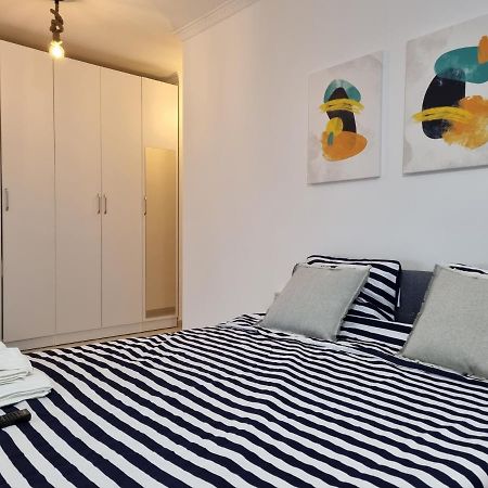 New Modern Studio In Central Tirana Apartment Ngoại thất bức ảnh