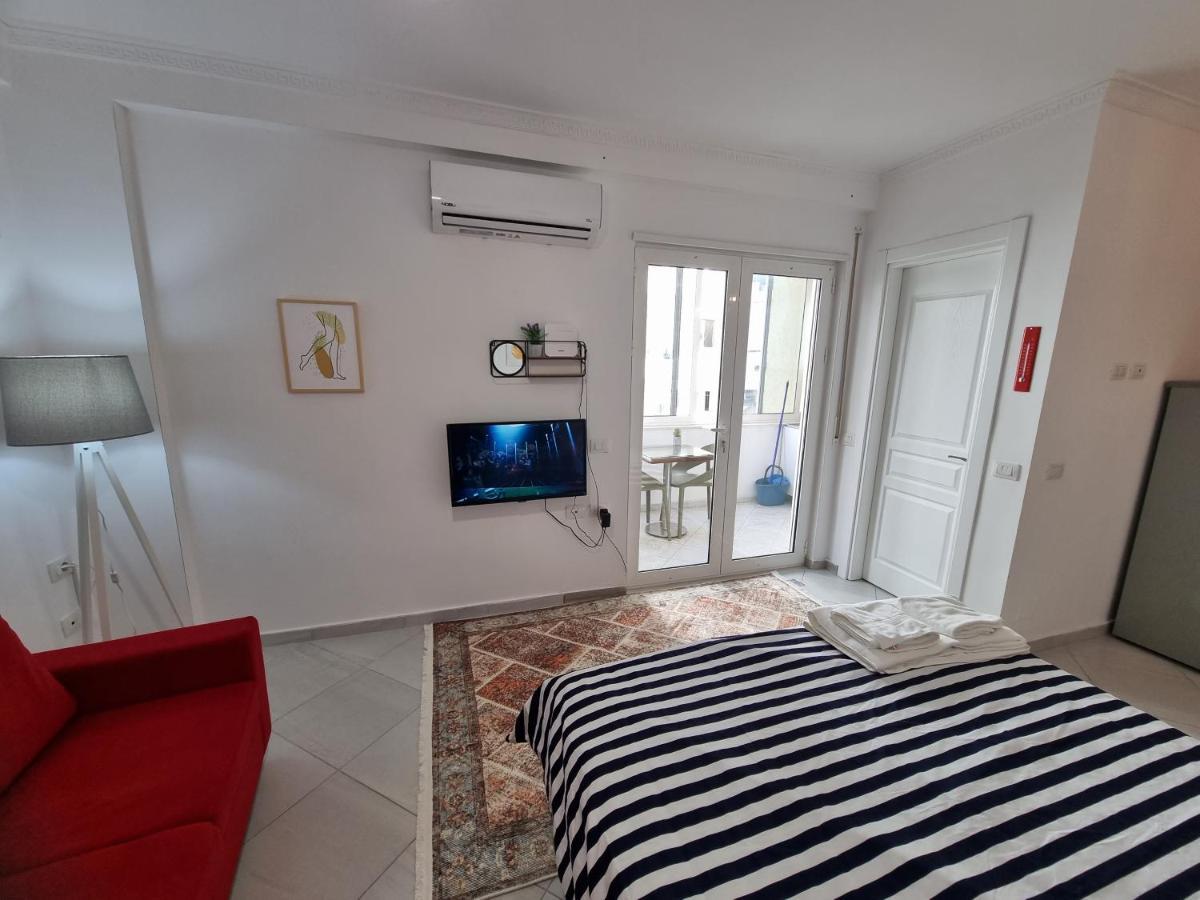 New Modern Studio In Central Tirana Apartment Ngoại thất bức ảnh
