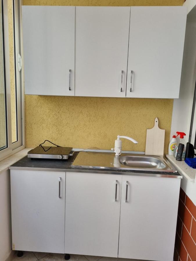 New Modern Studio In Central Tirana Apartment Ngoại thất bức ảnh