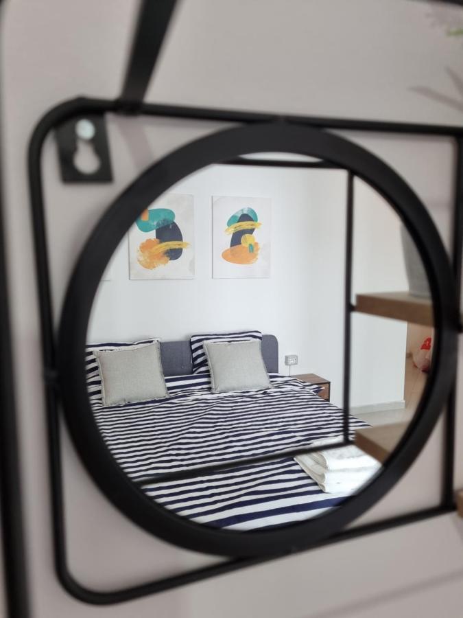 New Modern Studio In Central Tirana Apartment Ngoại thất bức ảnh
