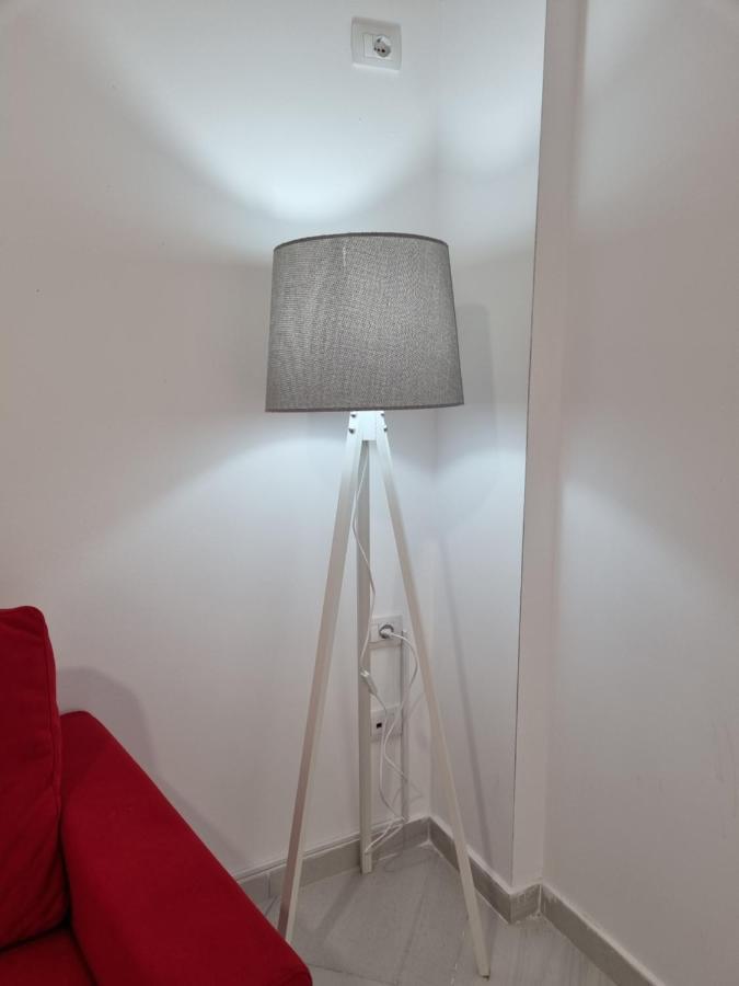 New Modern Studio In Central Tirana Apartment Ngoại thất bức ảnh